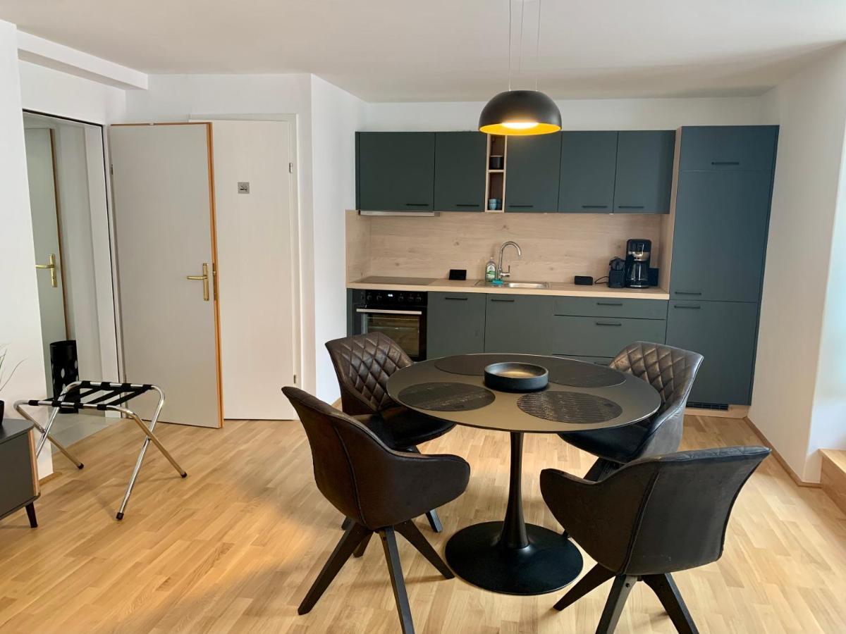 Air-Conditioned, Quiet Apartment With A Terrace In Center Of St Poelten - Smart Tv Sankt Poelten Kültér fotó