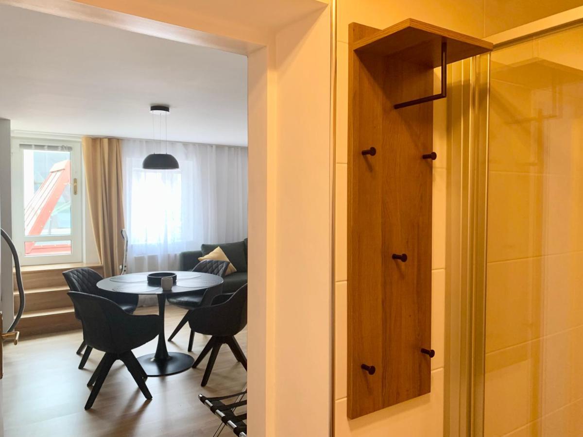 Air-Conditioned, Quiet Apartment With A Terrace In Center Of St Poelten - Smart Tv Sankt Poelten Kültér fotó